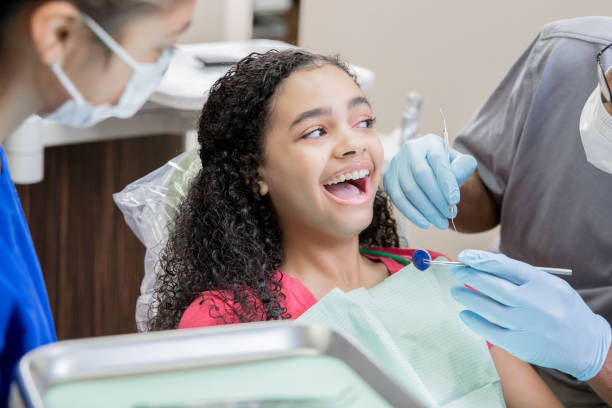 Best Cracked Tooth Emergency Dentist  in Eureka Springs, AR